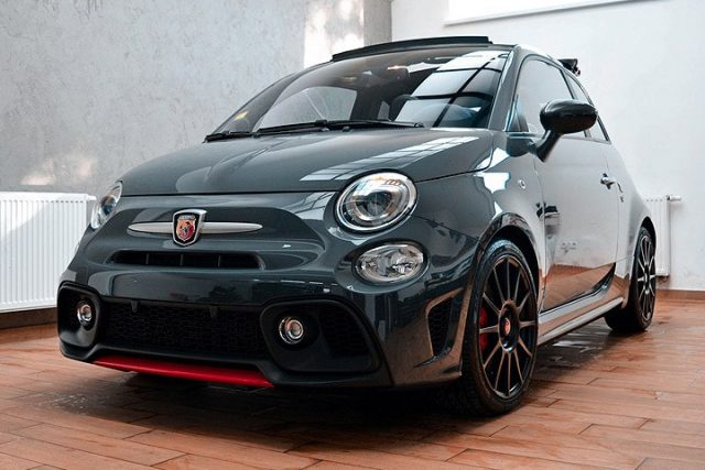 Abarth 695 Cabrio
