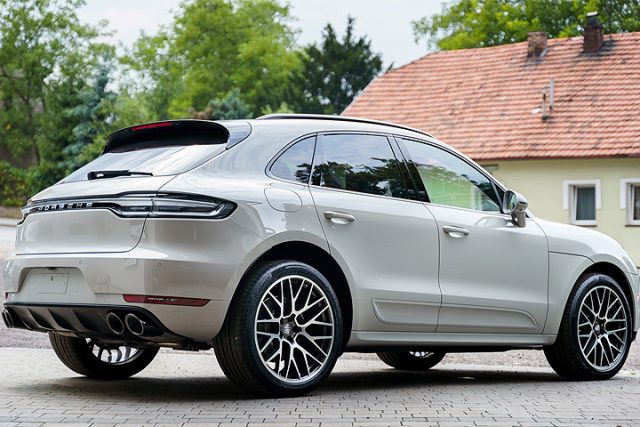 Porsche Macan S