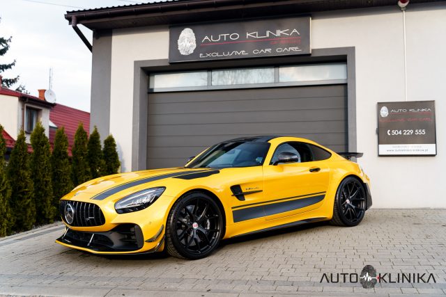 Mercedes-Benz AMG GTR PRO